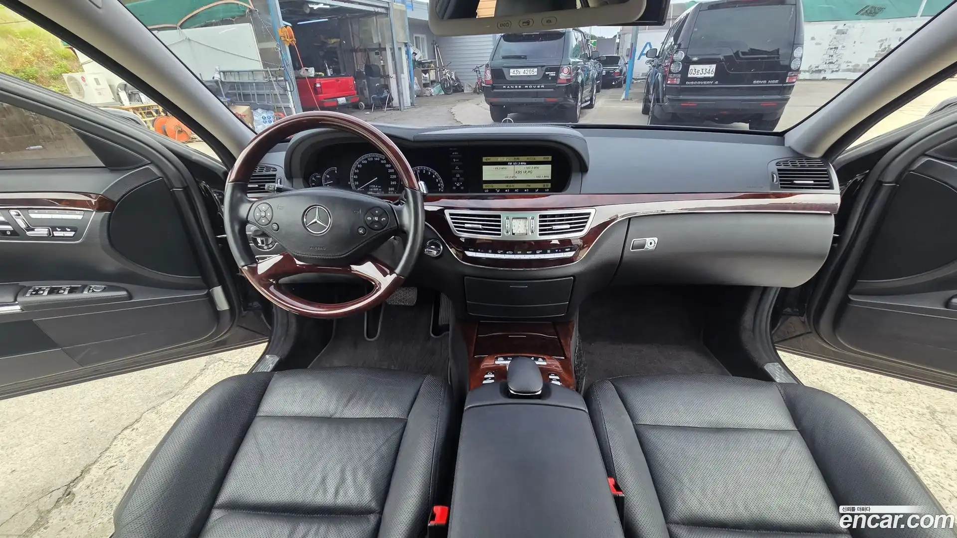 S-Class Mercedes-Benz 2010.11-OPTION-024