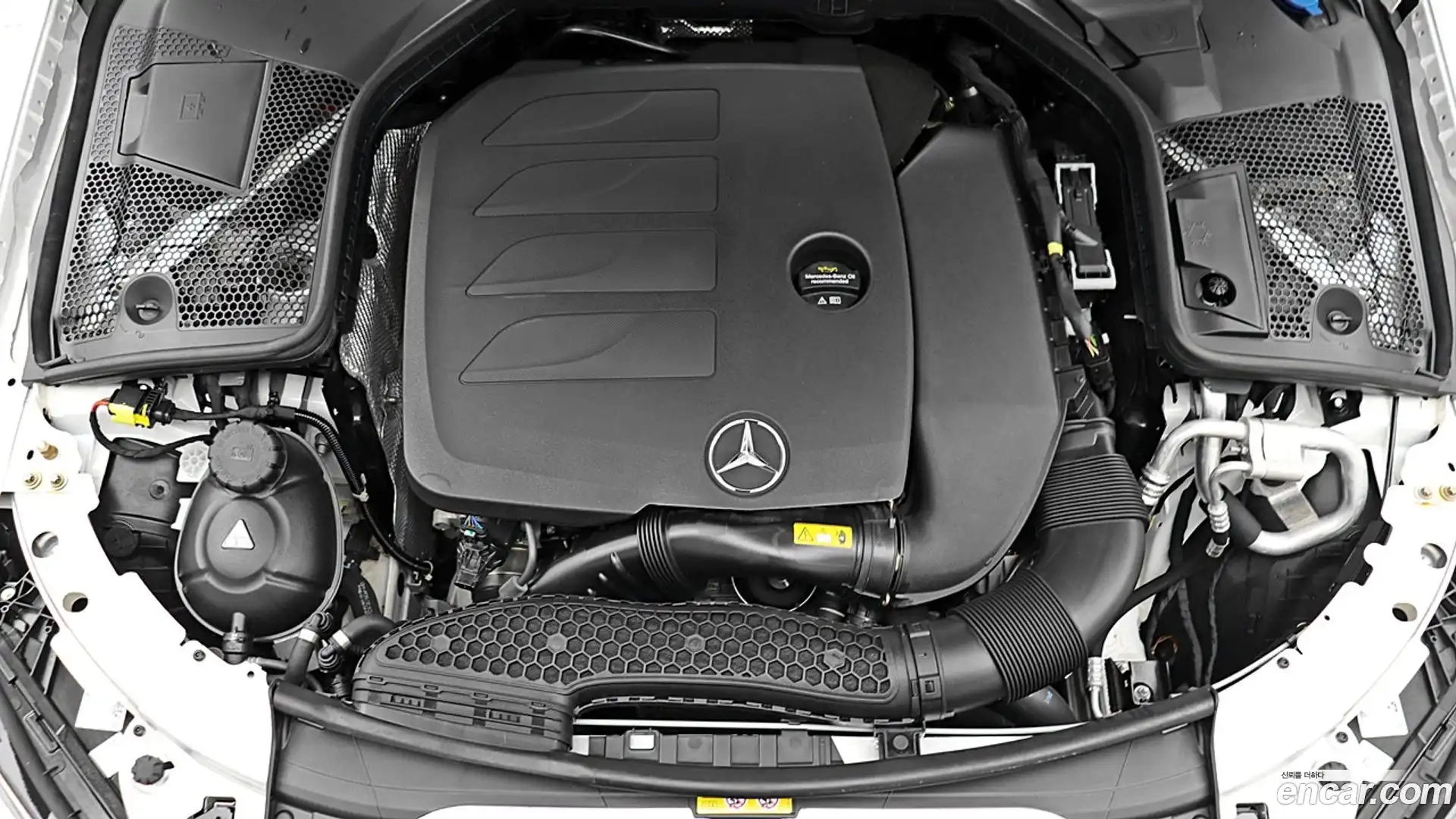 C-Class Mercedes-Benz 2021.5-OUTER-006