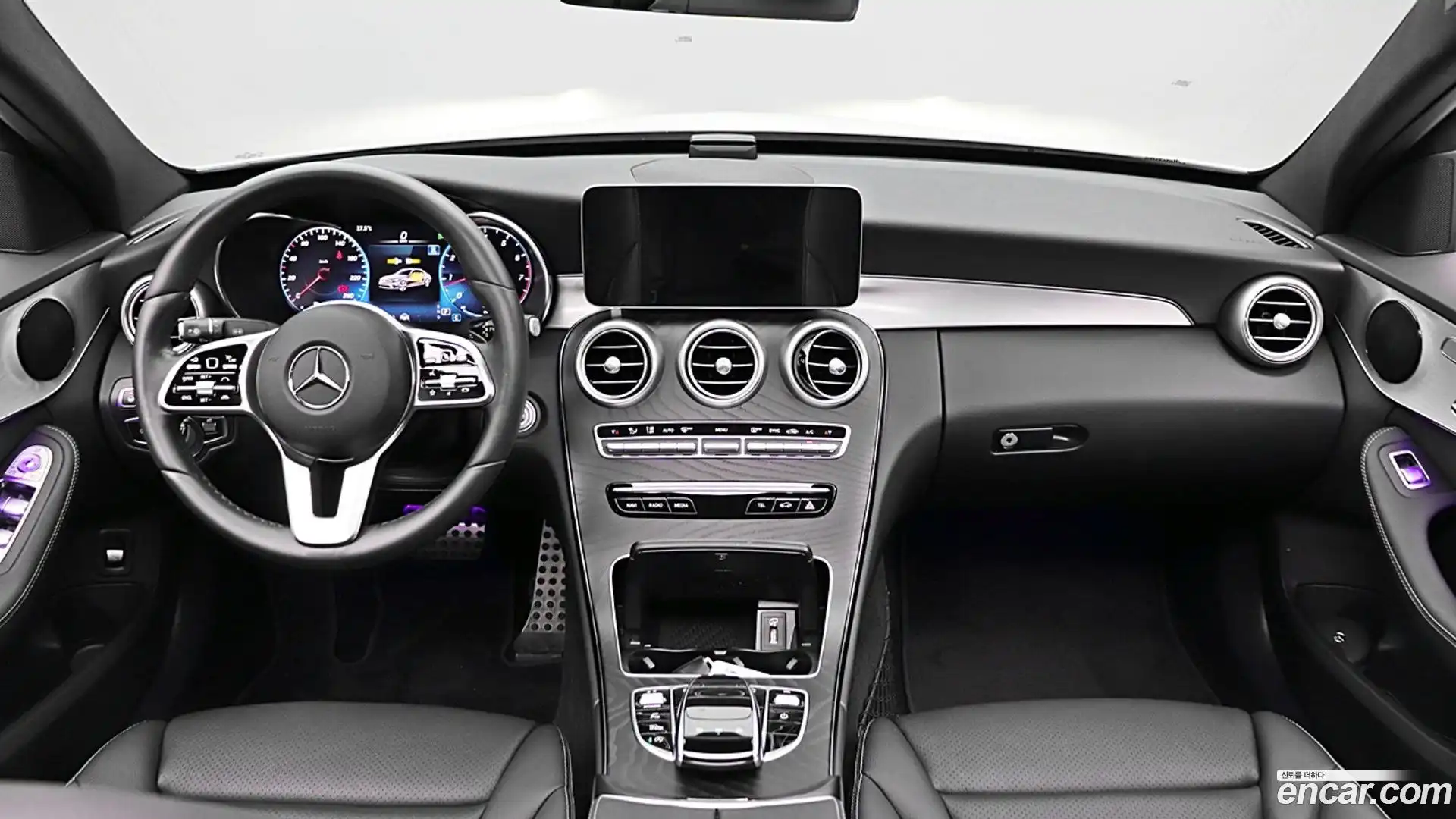 C-Class Mercedes-Benz 2021.5-INNER-007