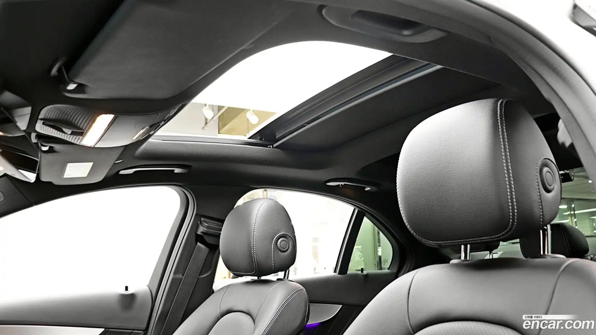 C-Class Mercedes-Benz 2021.5-OPTION-021