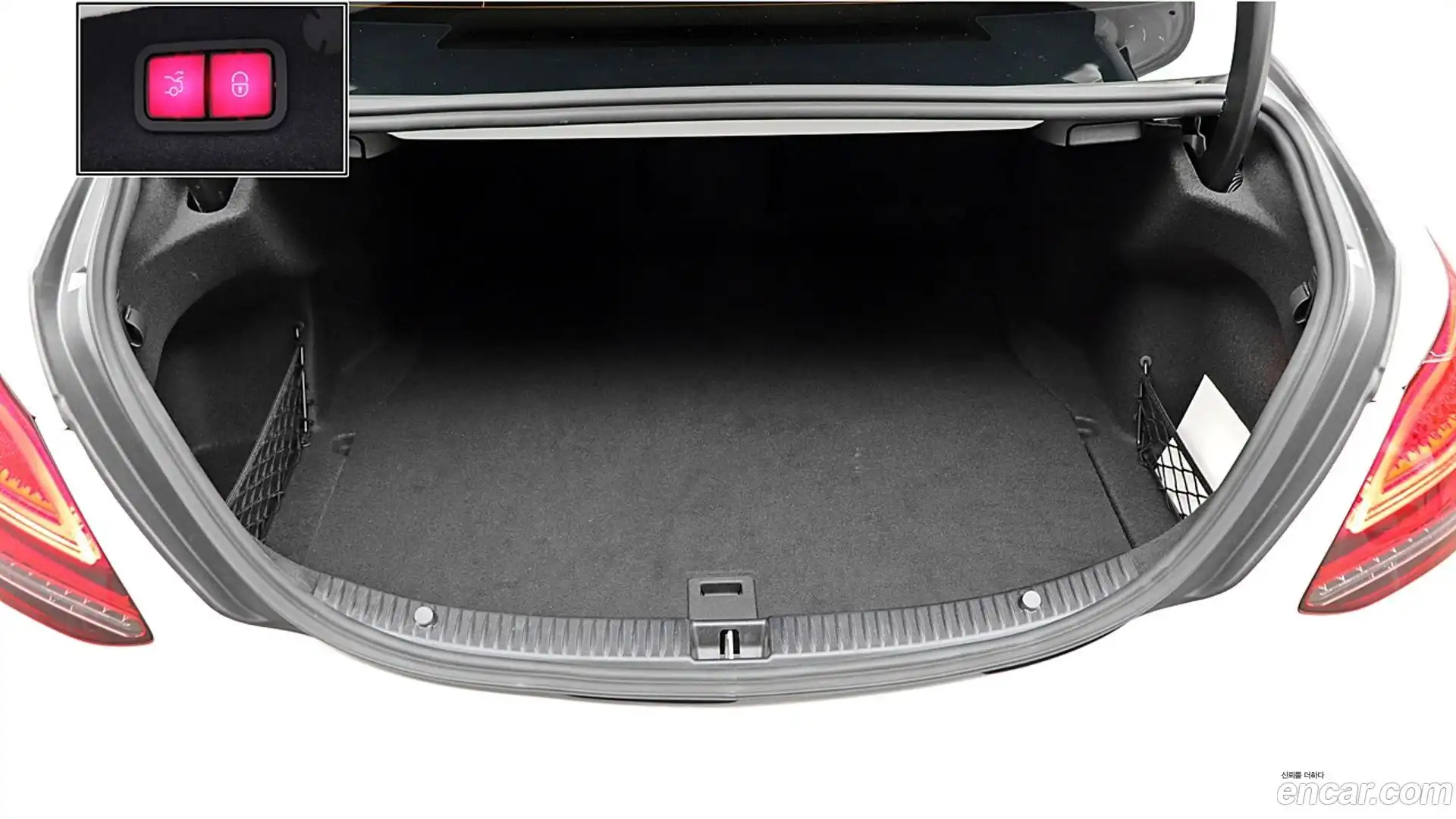 C-Class Mercedes-Benz 2021.5-OPTION-023