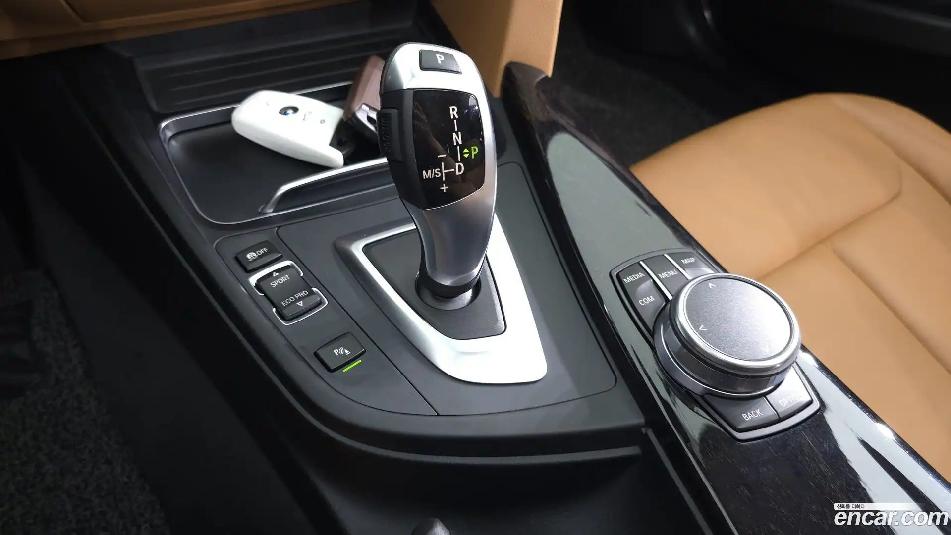 3-Series BMW 2018.1-INNER-009