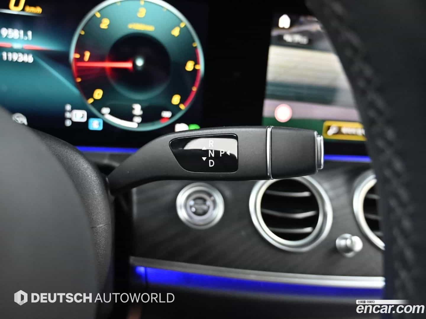 E-Class Mercedes-Benz 2021.8-INNER-009