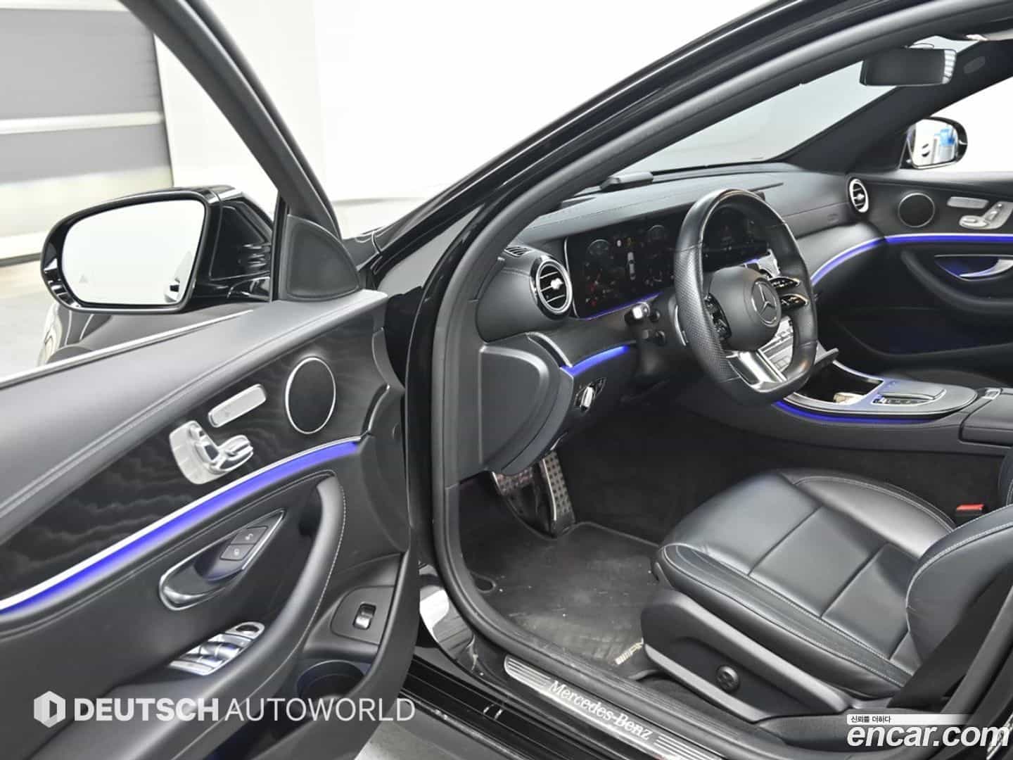 E-Class Mercedes-Benz 2021.8-OPTION-015