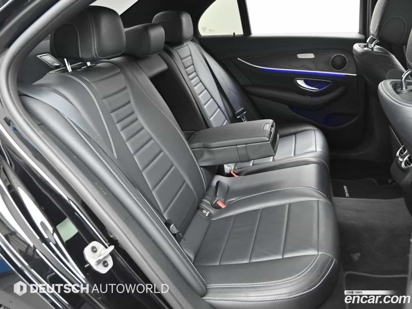 E-Class Mercedes-Benz 2021.8-OPTION-016