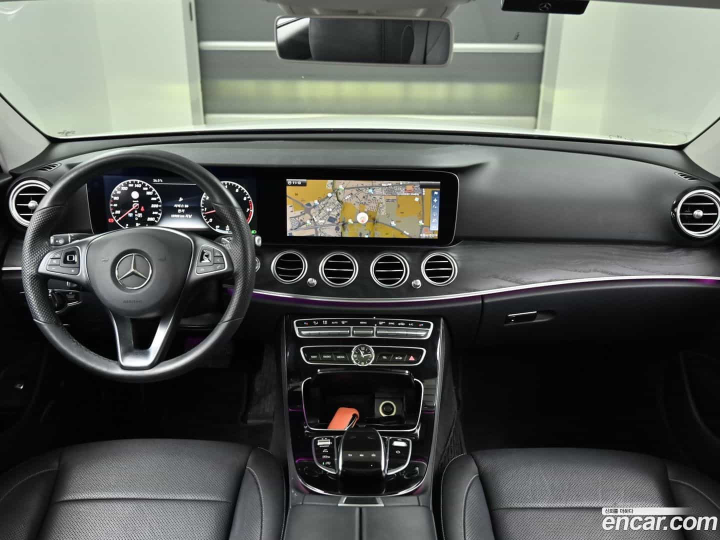 E-Class Mercedes-Benz 2017.5-INNER-007