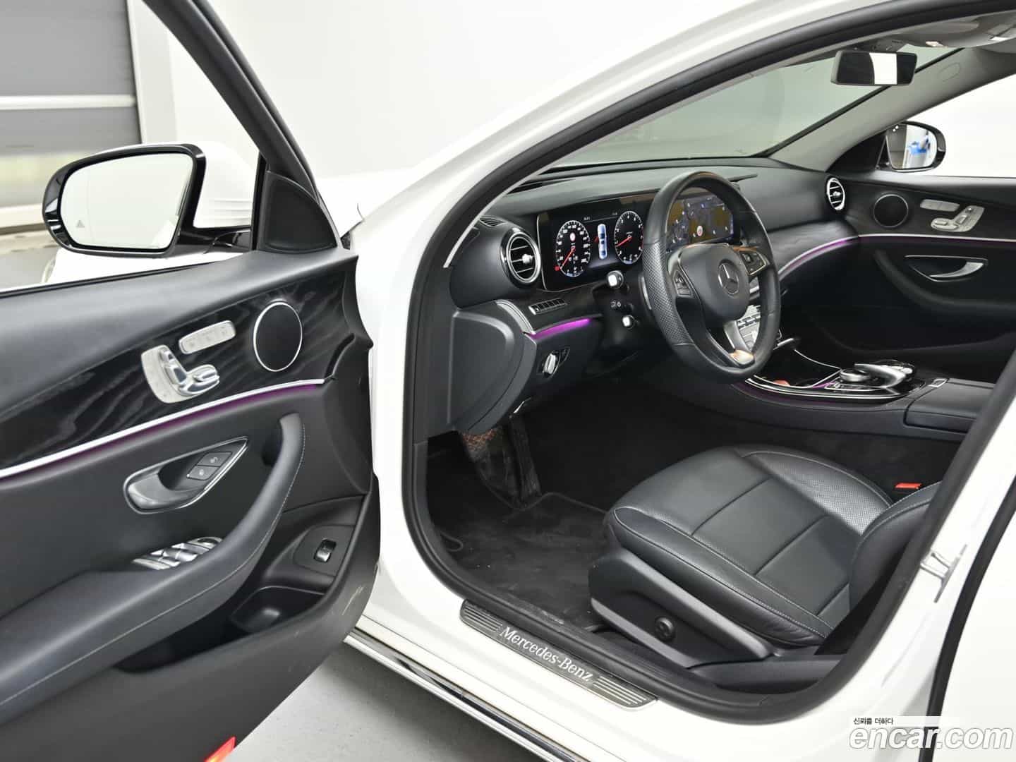 E-Class Mercedes-Benz 2017.5-OPTION-015