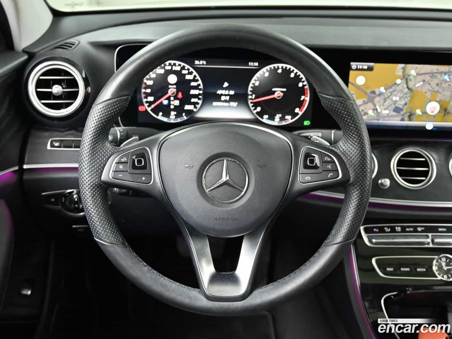E-Class Mercedes-Benz 2017.5-OPTION-017