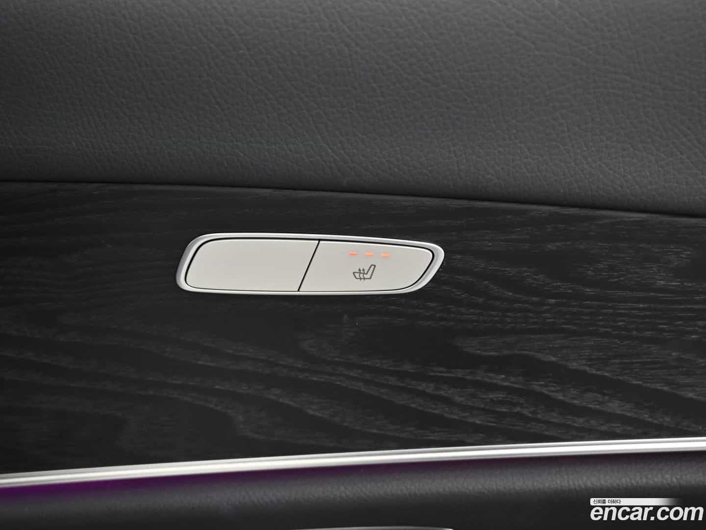 E-Class Mercedes-Benz 2017.5-OPTION-020