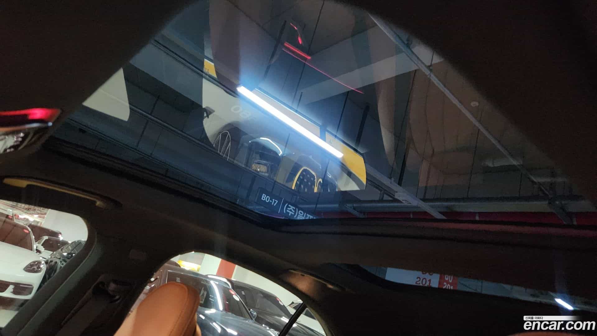 E-Class Mercedes-Benz 2025.1-OPTION-015