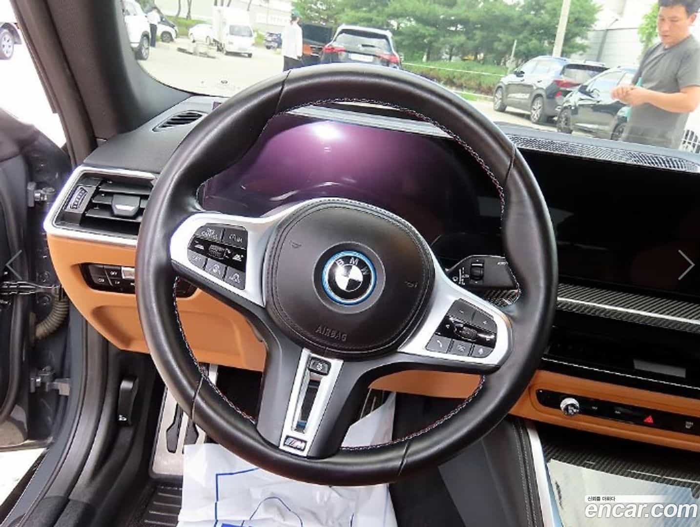 i4 BMW 2024.0-INNER-009