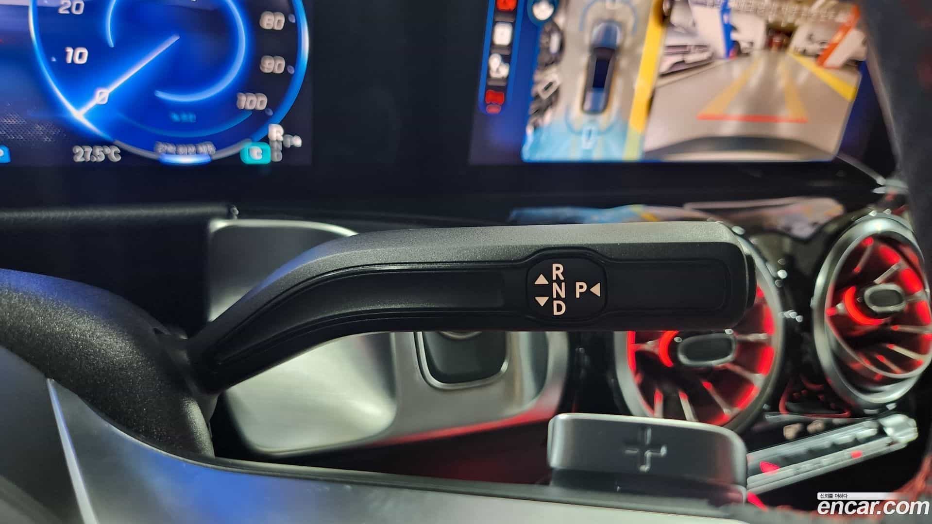 EQB Mercedes-Benz 2025.8-OPTION-021