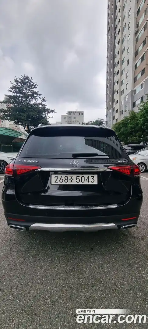 GLE-Class Mercedes-Benz 2019.9-OUTER-004