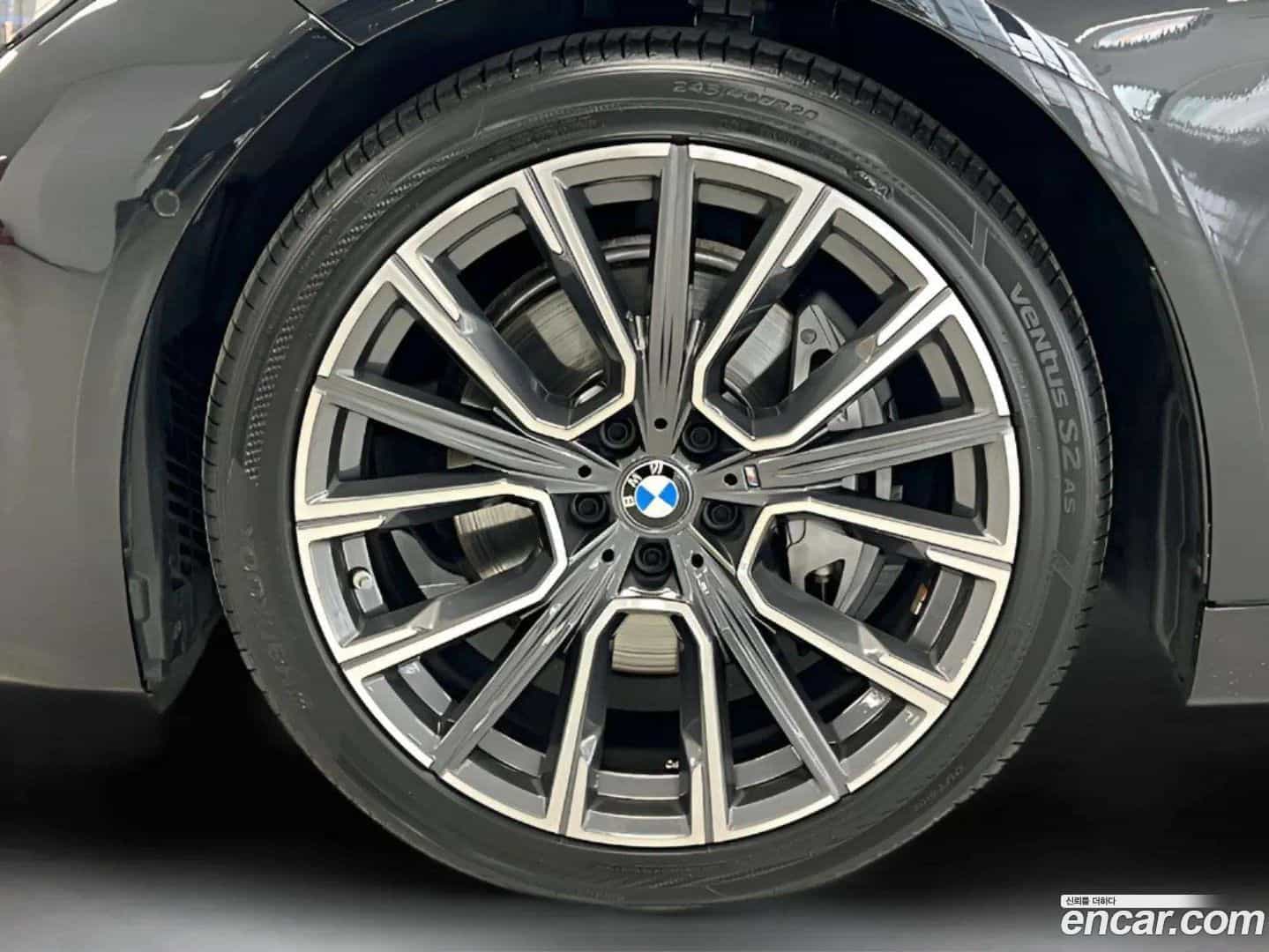 7-Series BMW 2022.6-OUTER-005