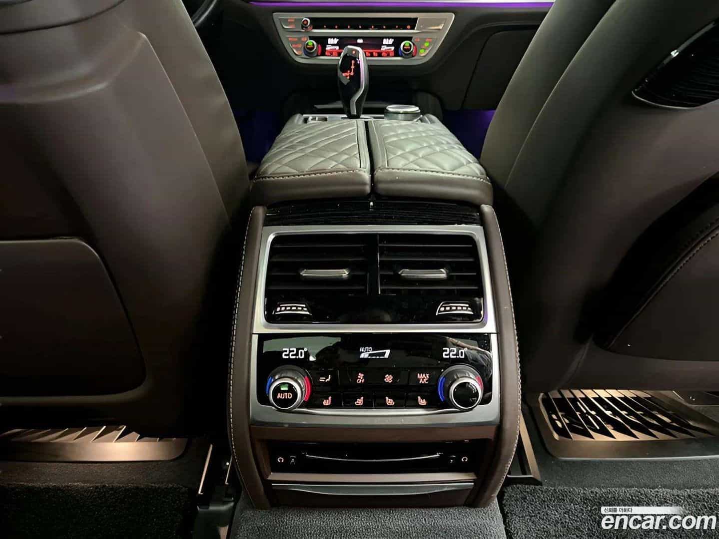 7-Series BMW 2022.6-OPTION-018