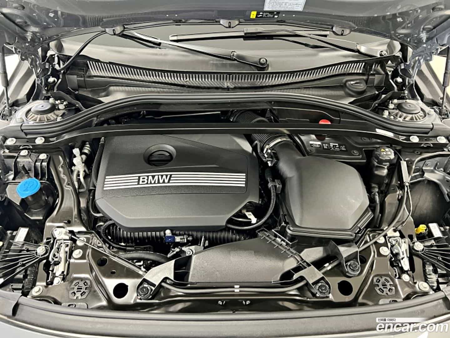 1-Series BMW 2025.6-OUTER-006