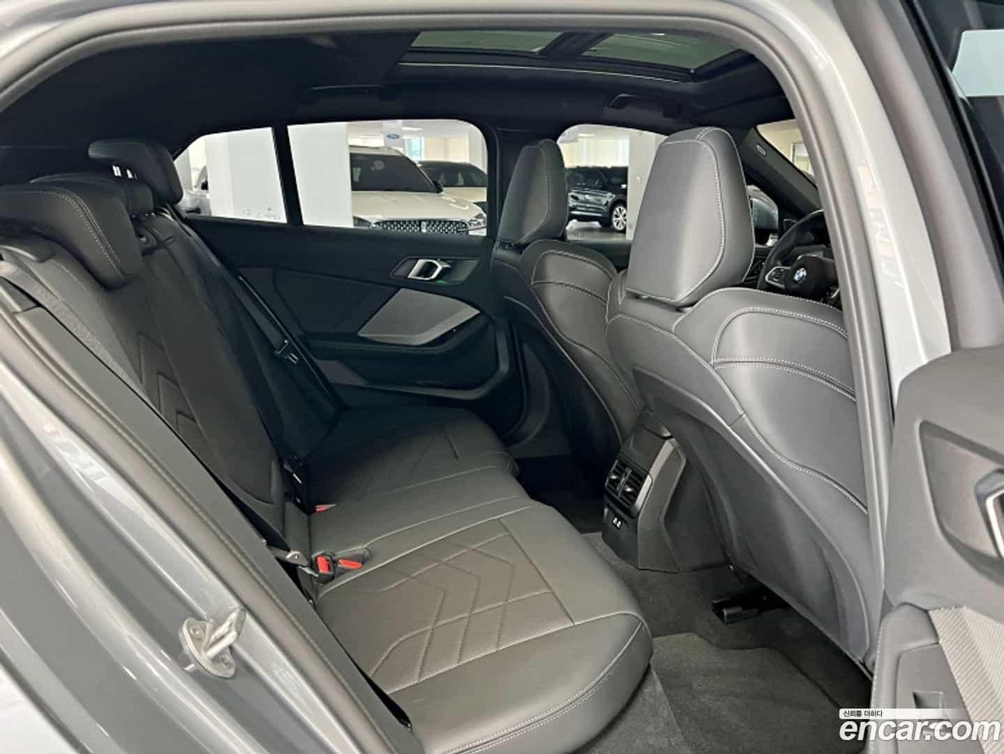 1-Series BMW 2025.6-OPTION-017