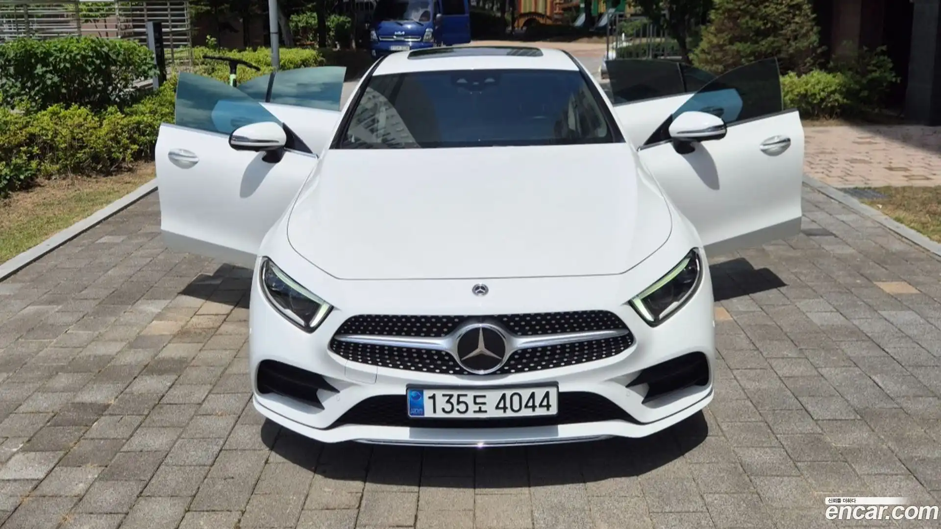 CLS-Class Mercedes-Benz 2018.10-OPTION-016