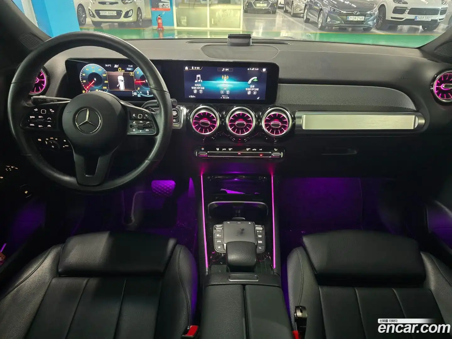 GLB-Class Mercedes-Benz 2021.6-INNER-007
