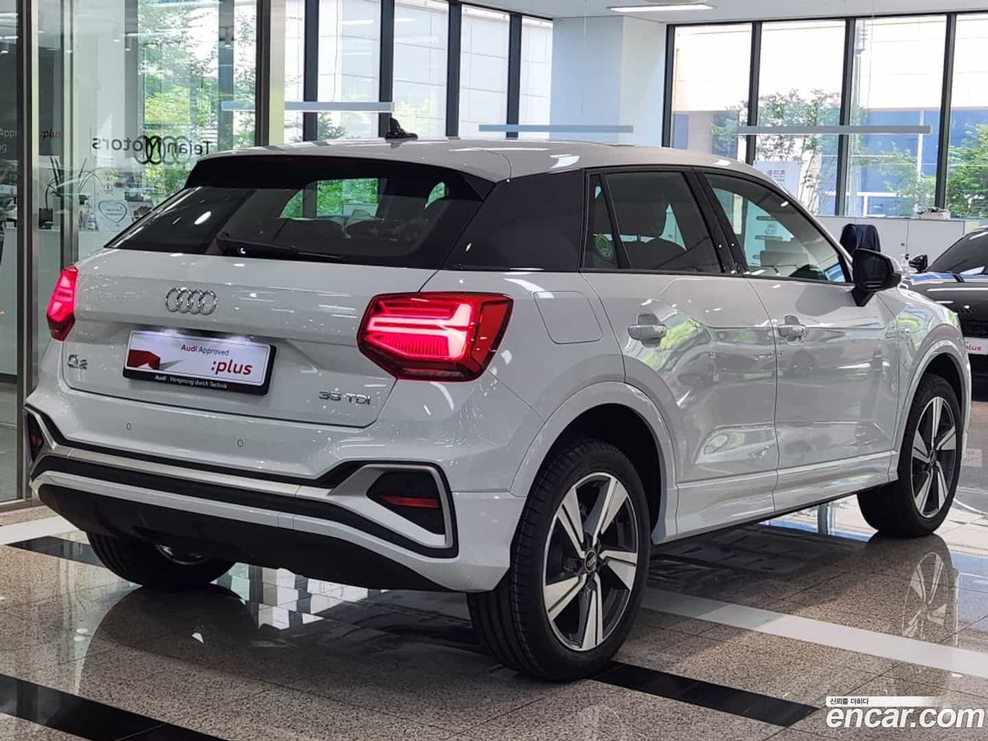 Q2 Audi 2023.2-OUTER-002
