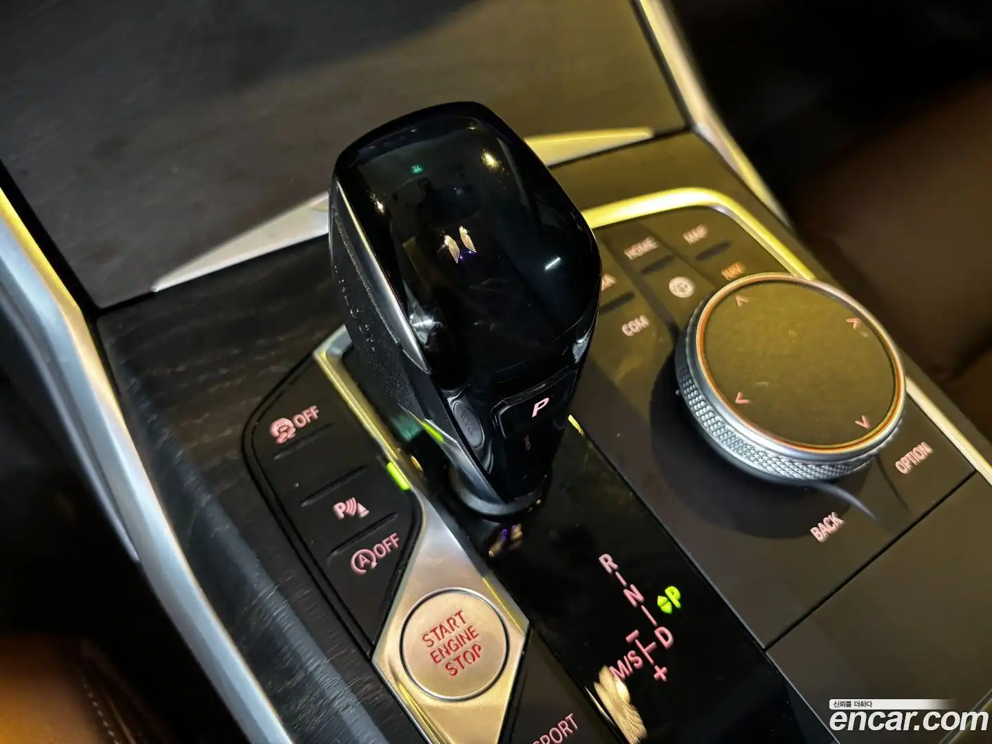 3-Series BMW 2019.8-INNER-009