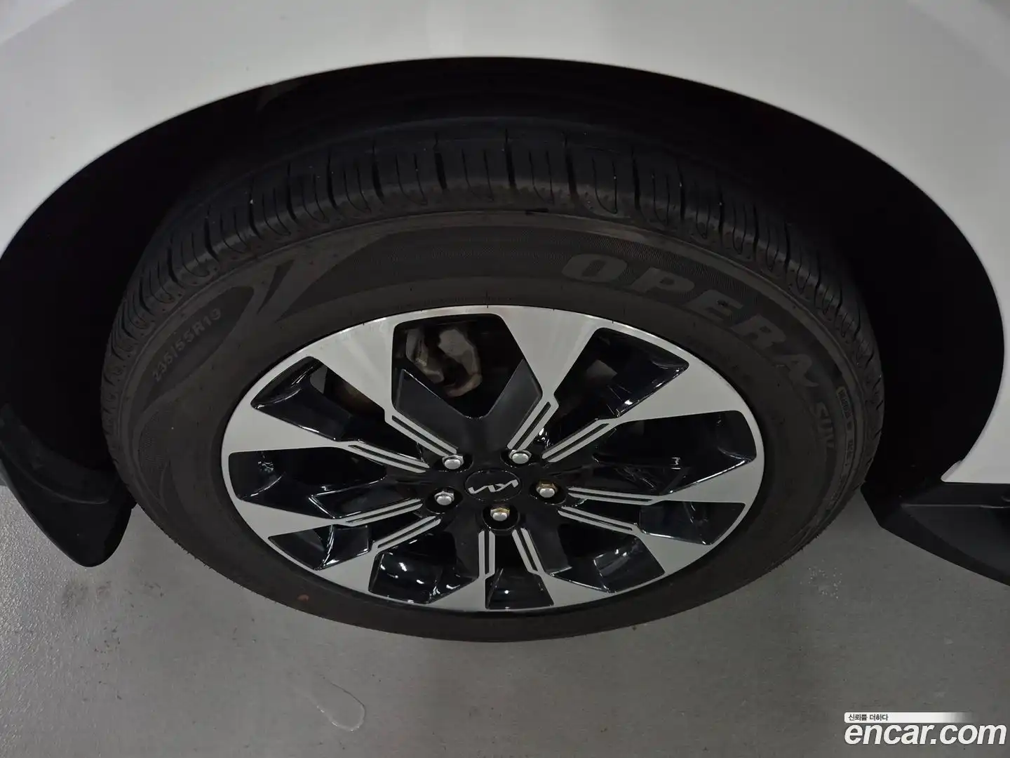 Canival Kia 2023.5-OPTION-023
