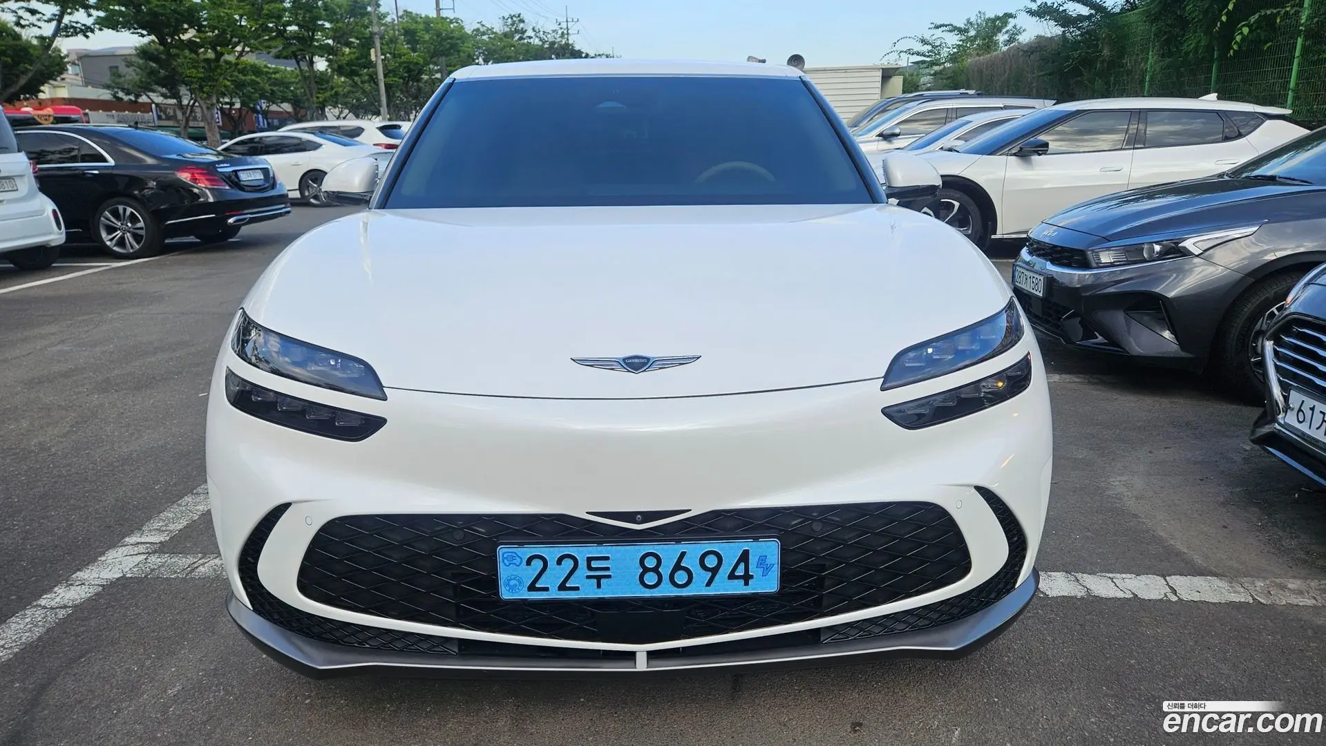 Main__Slider__Photo:GV60 Genesis 2023.6-0