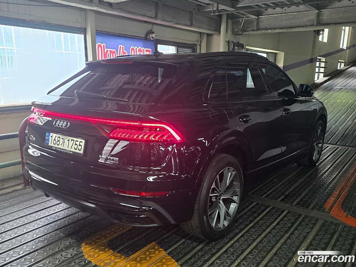Q8 Audi 2022.5-OUTER-002