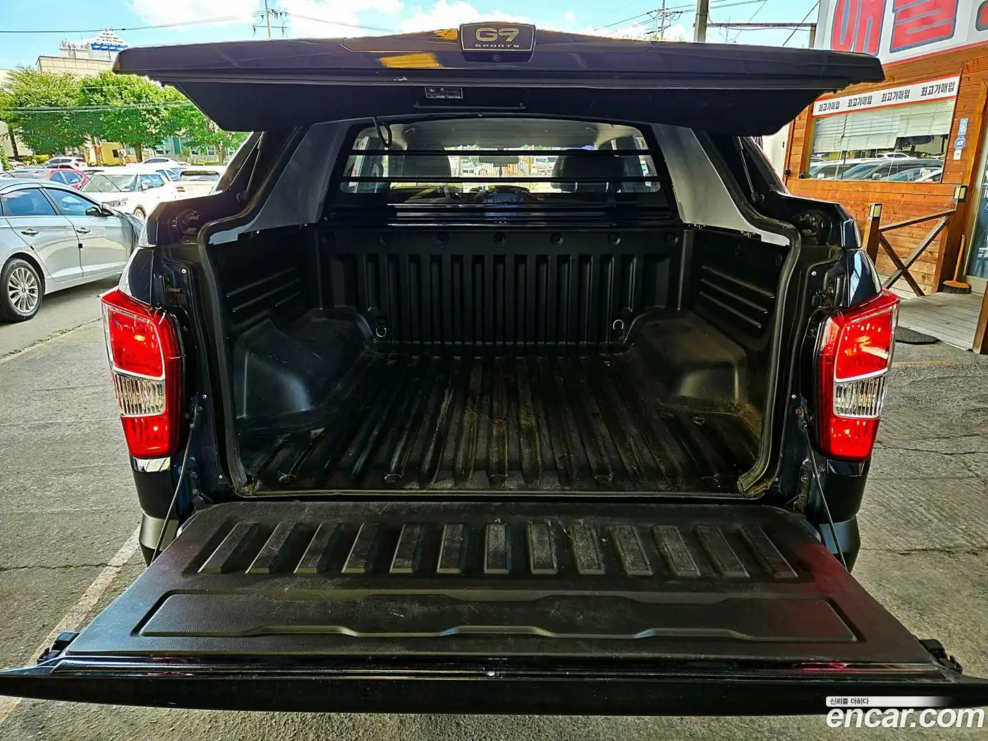 Rexton KG Mobility 2018.11-INNER-009