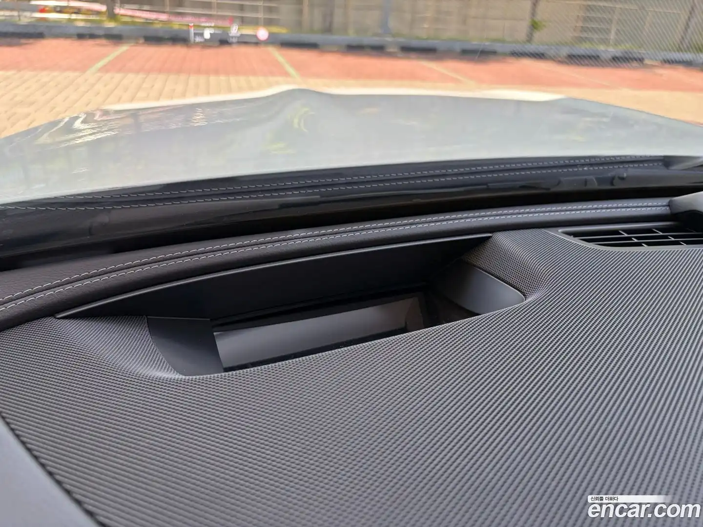 E-Class Mercedes-Benz 2023.8-OPTION-015