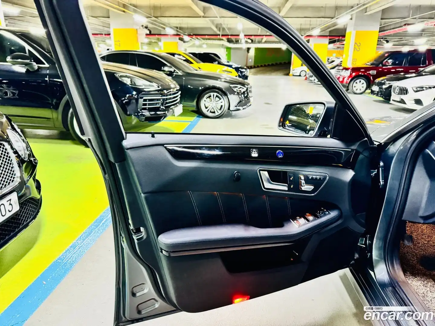 E-Class Mercedes-Benz 2015.7-OPTION-015