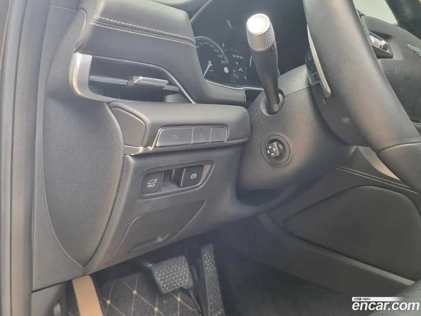 GV80 Genesis 2022.0-INNER-010