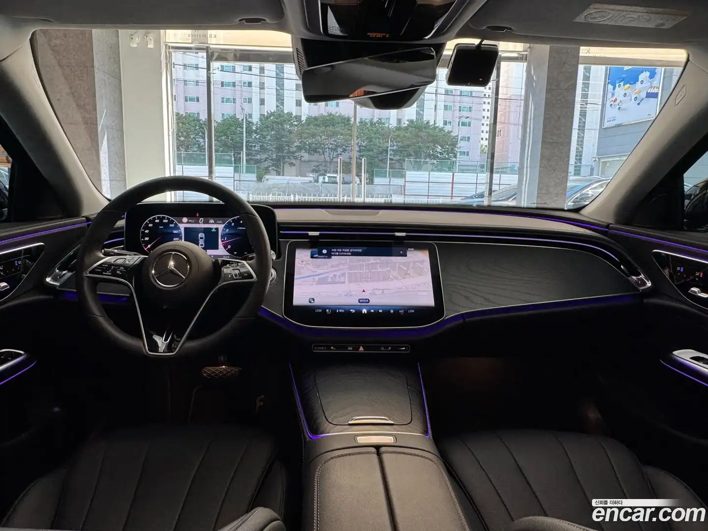 E-Class Mercedes-Benz 2024.5-INNER-007
