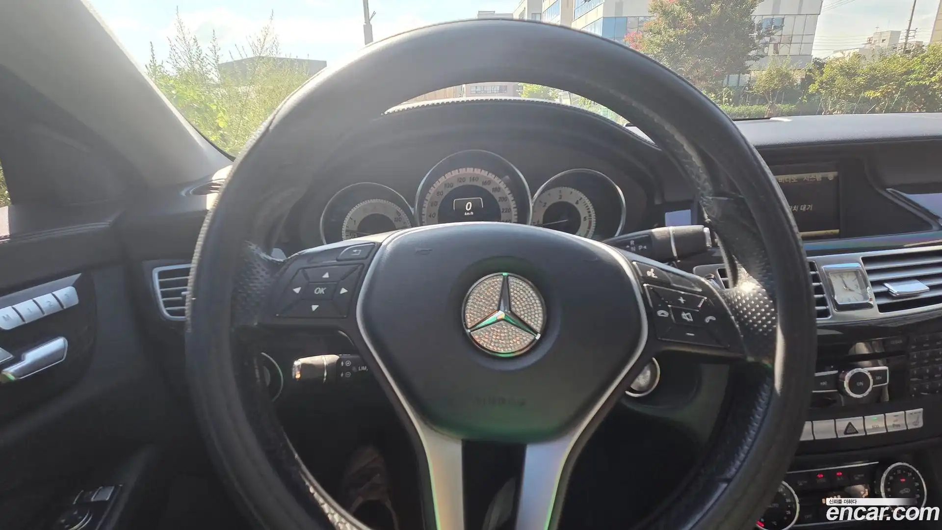 CLS-Class Mercedes-Benz 2014.5-OPTION-023
