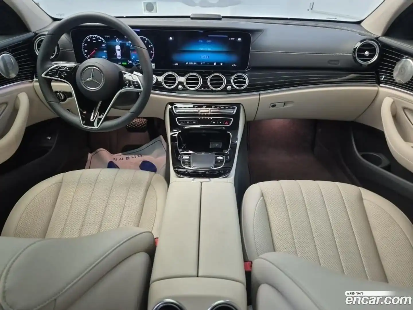E-Class Mercedes-Benz 2023.6-INNER-007