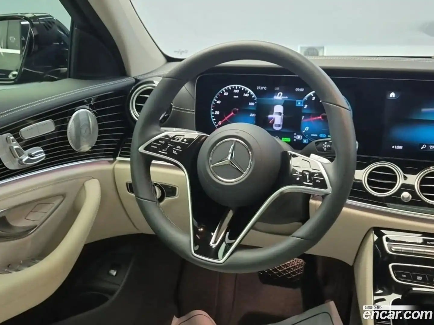 E-Class Mercedes-Benz 2023.6-INNER-009