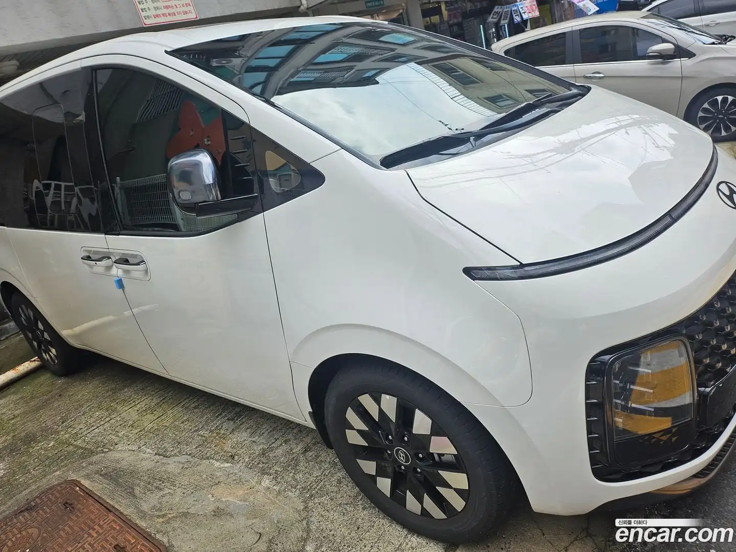 Staria Hyundai 2025.6-OUTER-004
