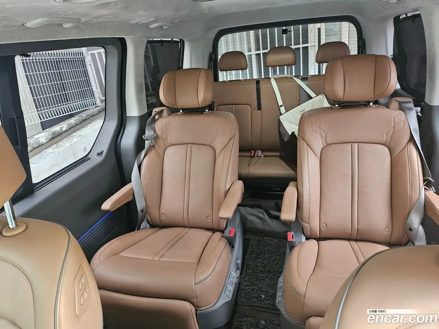 Staria Hyundai 2025.6-OPTION-019