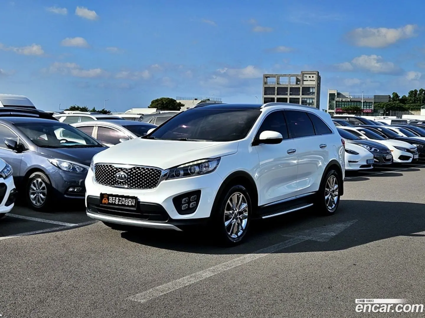 Main__Slider__Photo:Sorento Kia 2016.6-0