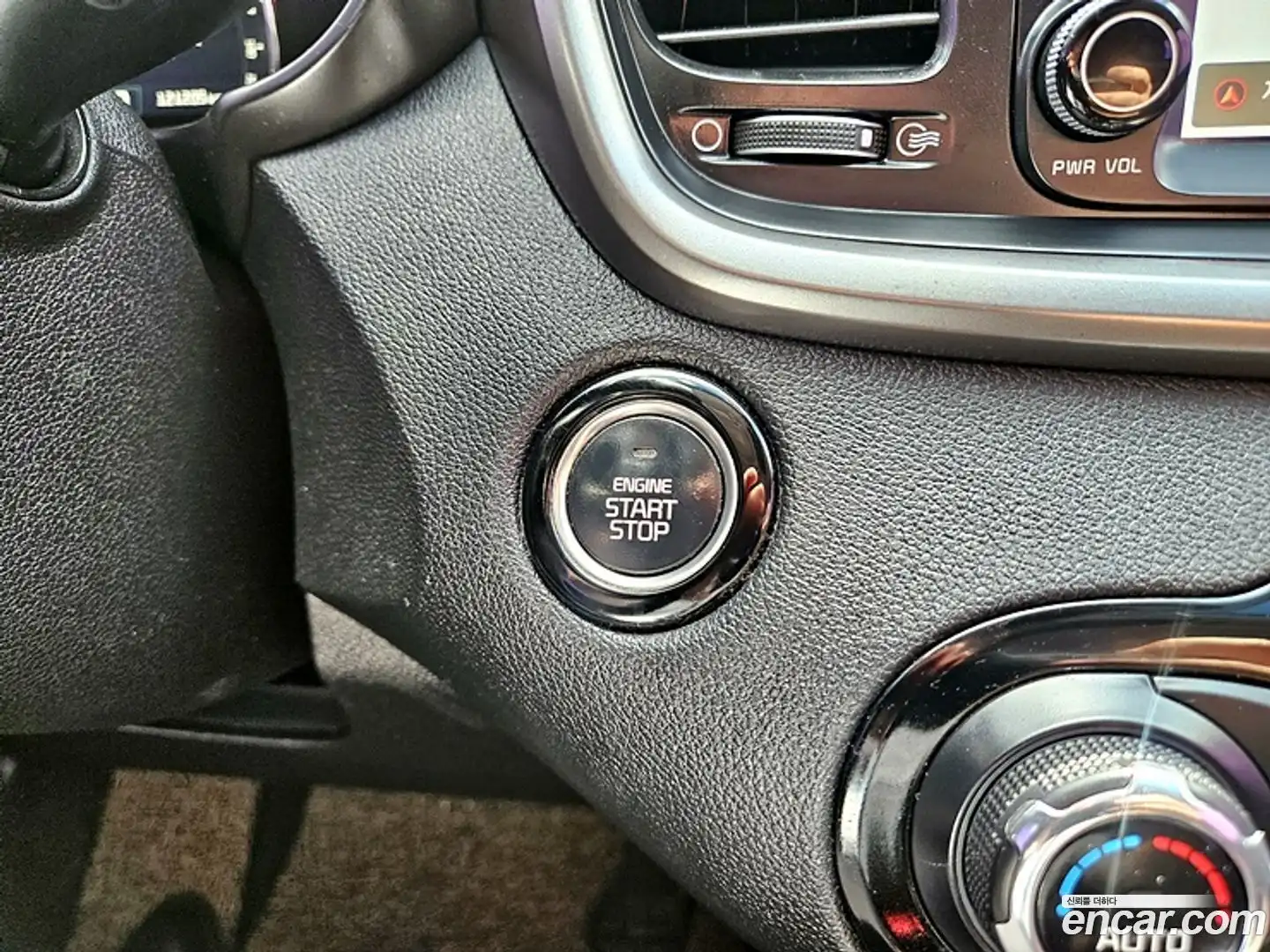 Sorento Kia 2016.6-INNER-010