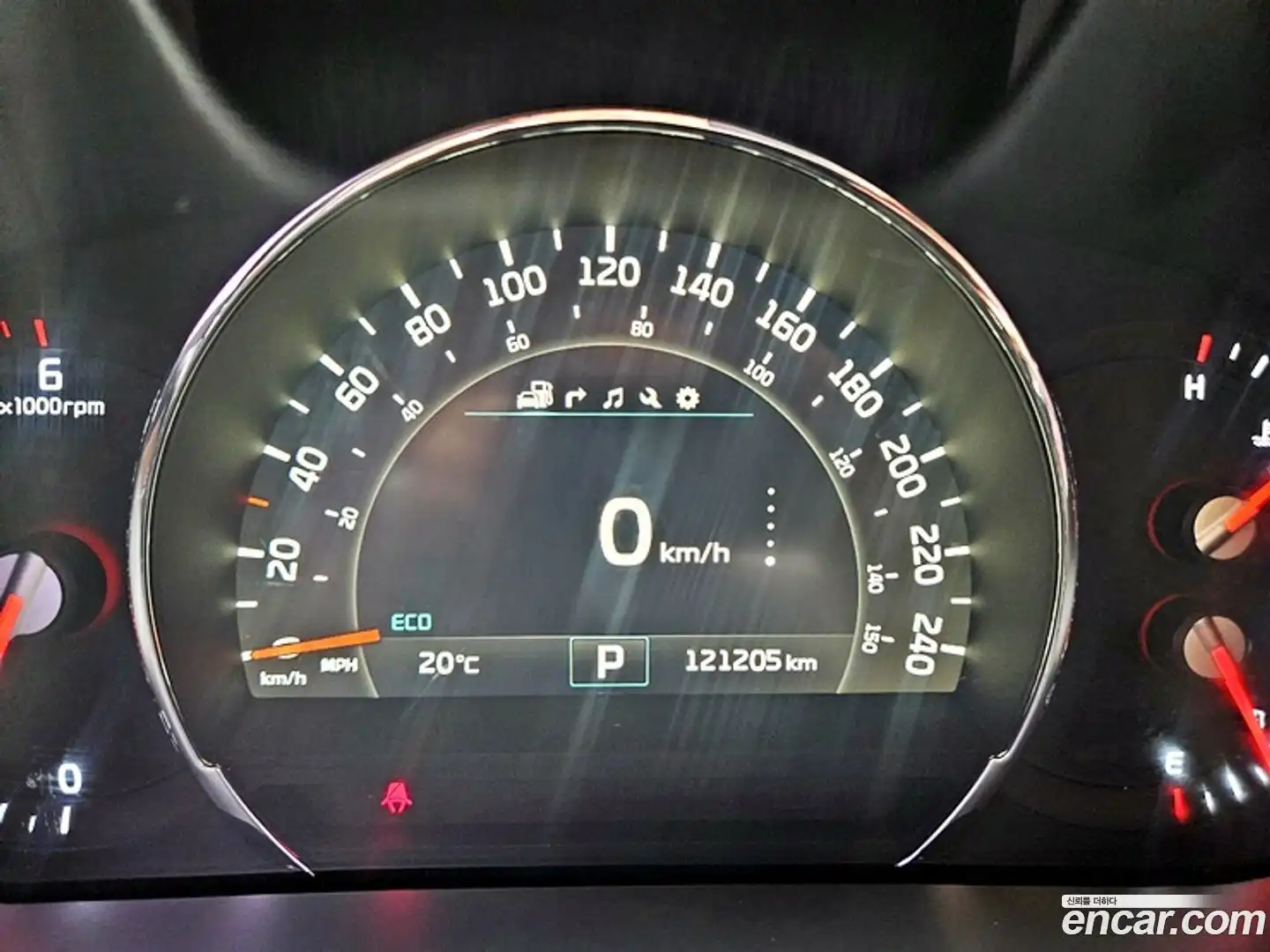 Sorento Kia 2016.6-OPTION-018