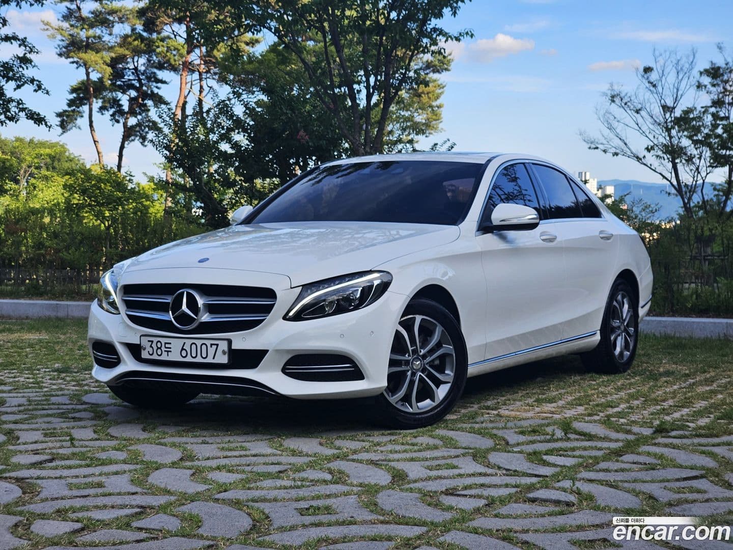 Main__Slider__Photo:C-Class Mercedes-Benz 2014.7-0