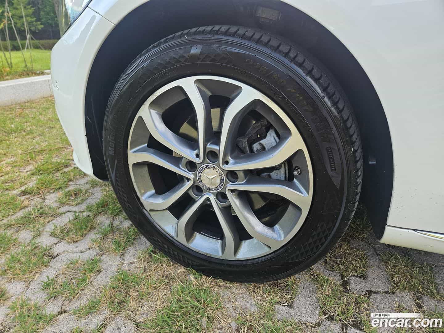 C-Class Mercedes-Benz 2014.7-OUTER-005
