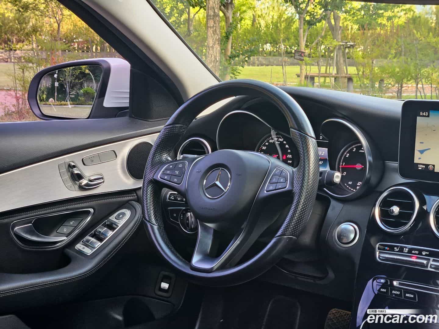 C-Class Mercedes-Benz 2014.7-OUTER-006