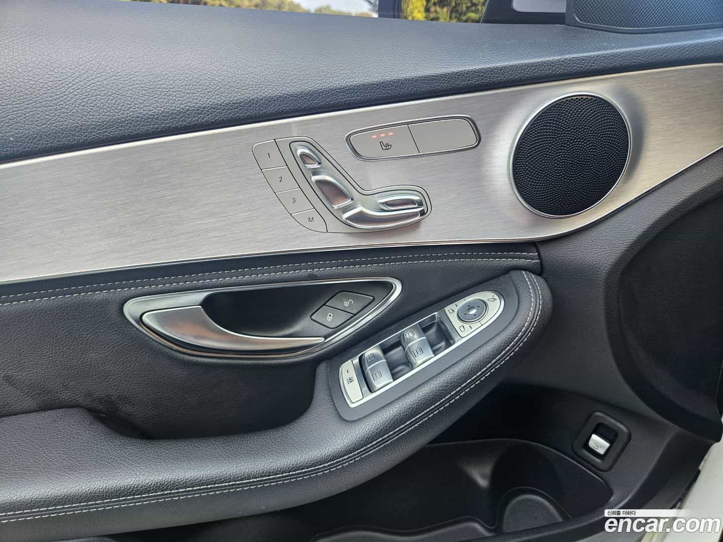 C-Class Mercedes-Benz 2014.7-OPTION-020