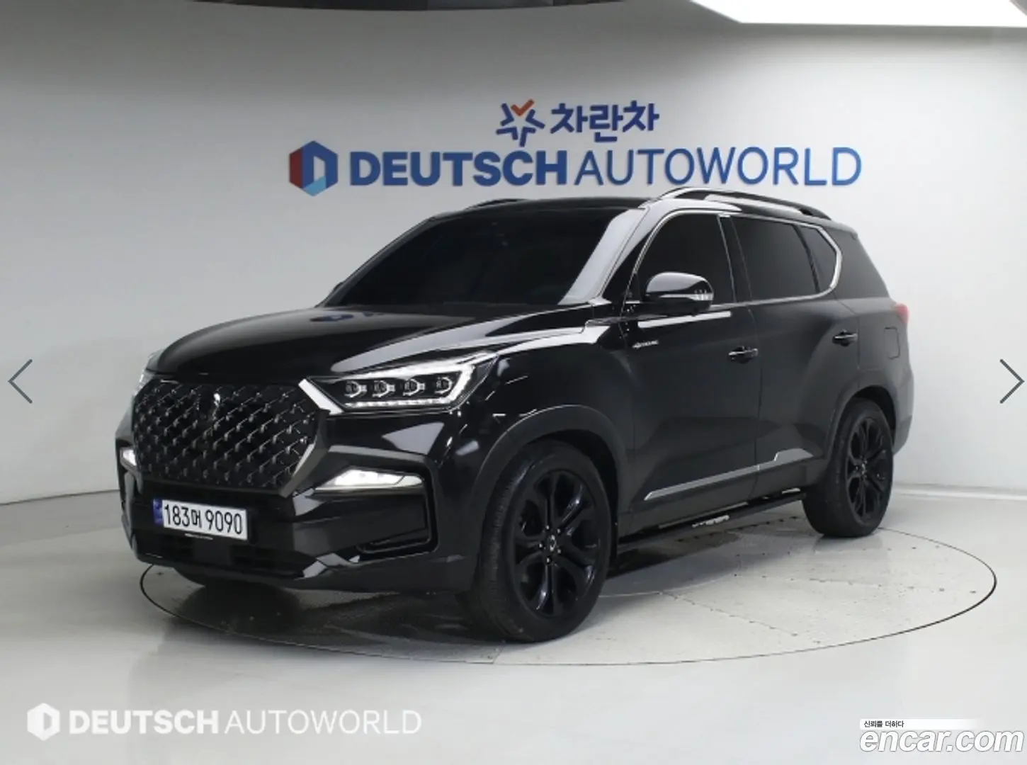 Main__Slider__Photo:Rexton KG Mobility 2020.10-0