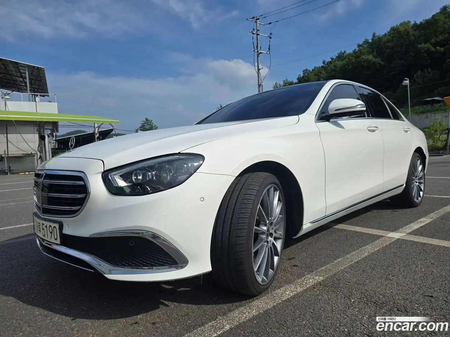 E-Class Mercedes-Benz 2023.10-OUTER-001