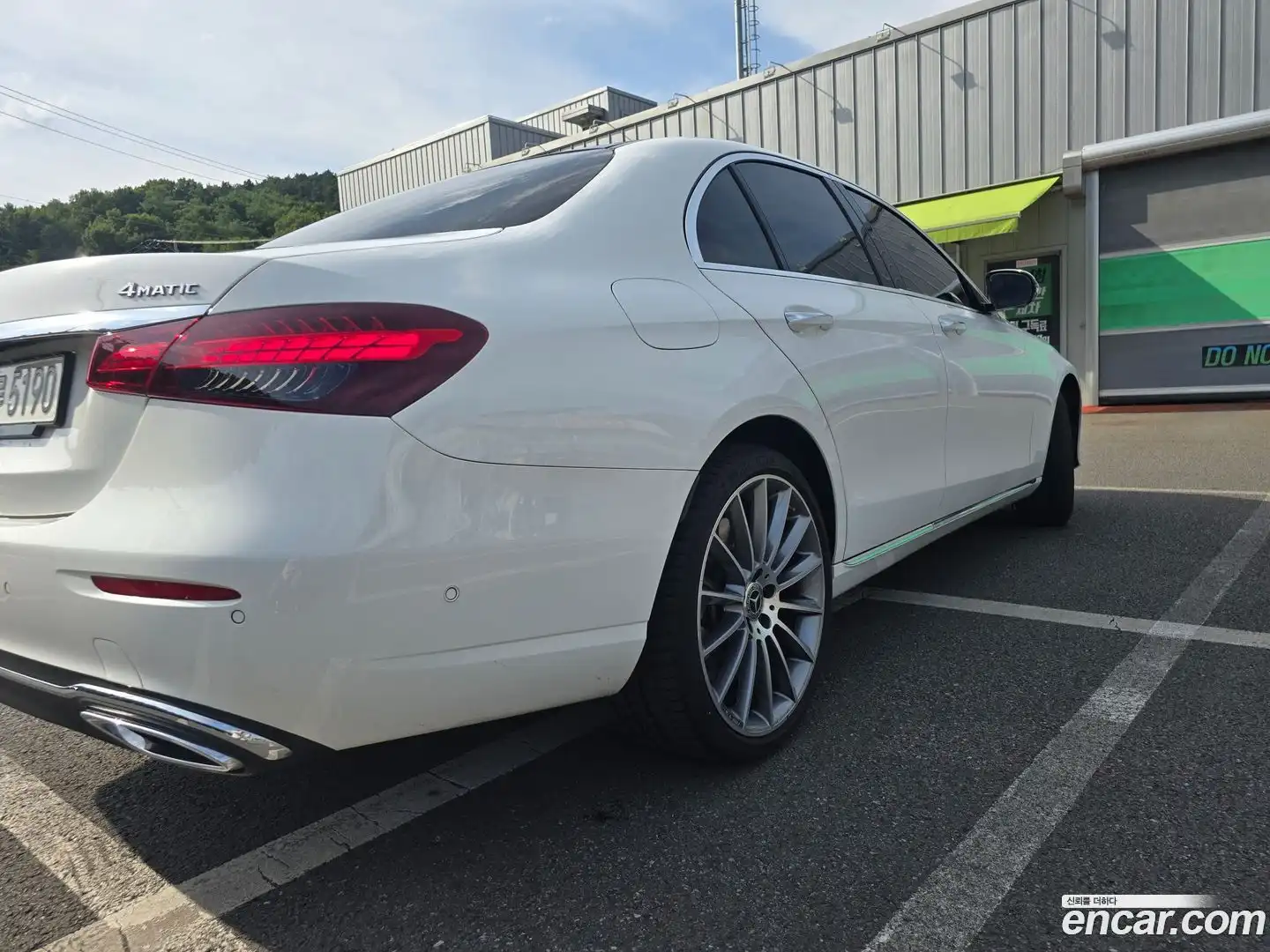E-Class Mercedes-Benz 2023.10-OUTER-002