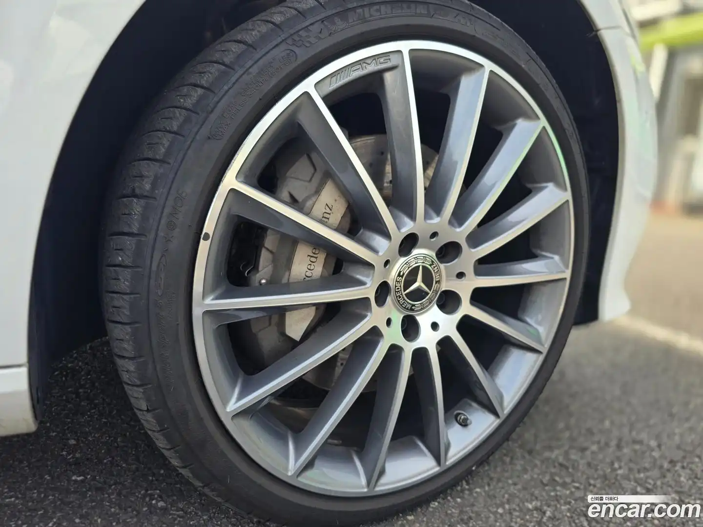 E-Class Mercedes-Benz 2023.10-OUTER-005