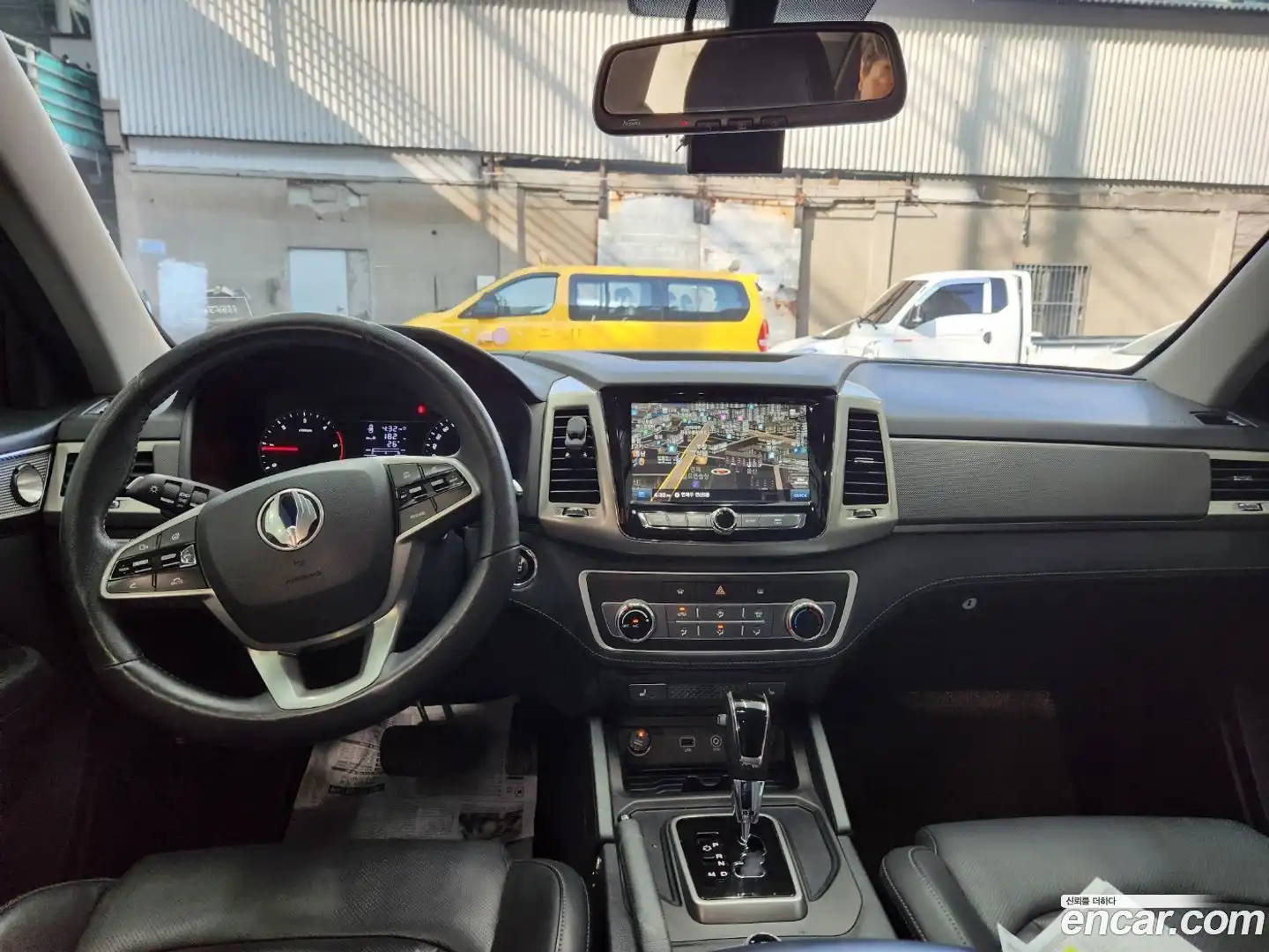 Rexton KG Mobility 2018.6-INNER-009